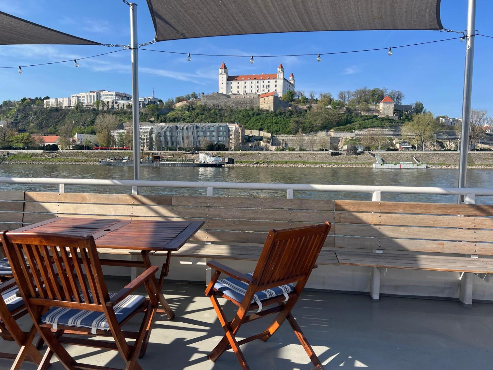 Orient Express Istanbul By Zazi Apartment Bratislava Exterior photo